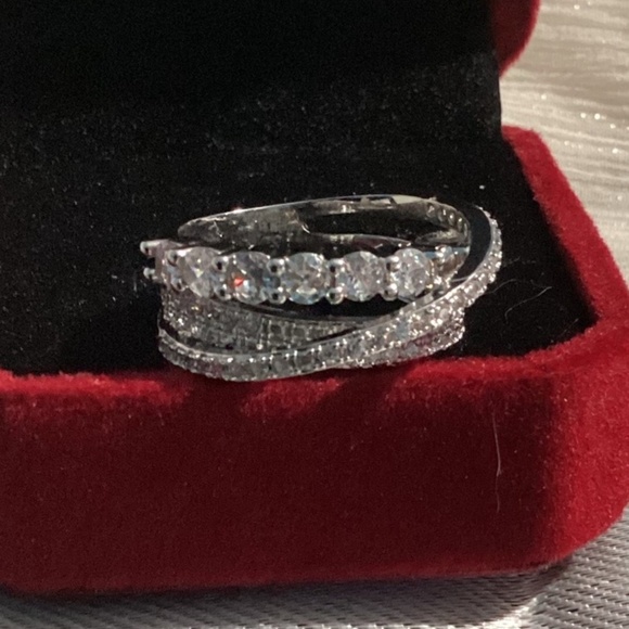 Crossover band - Picture 1 of 17